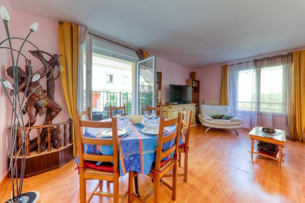 Amilly Park 6 Personnes 2 Chambres Pk Prive En Sous Sol Serris Kültér fotó